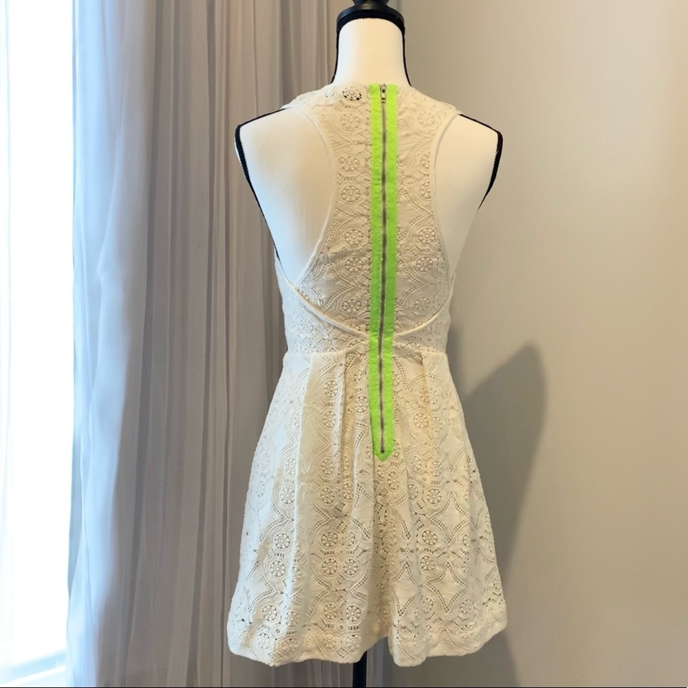 Funktional  designer brand cream lace t back DRESS SIZE SMALL S